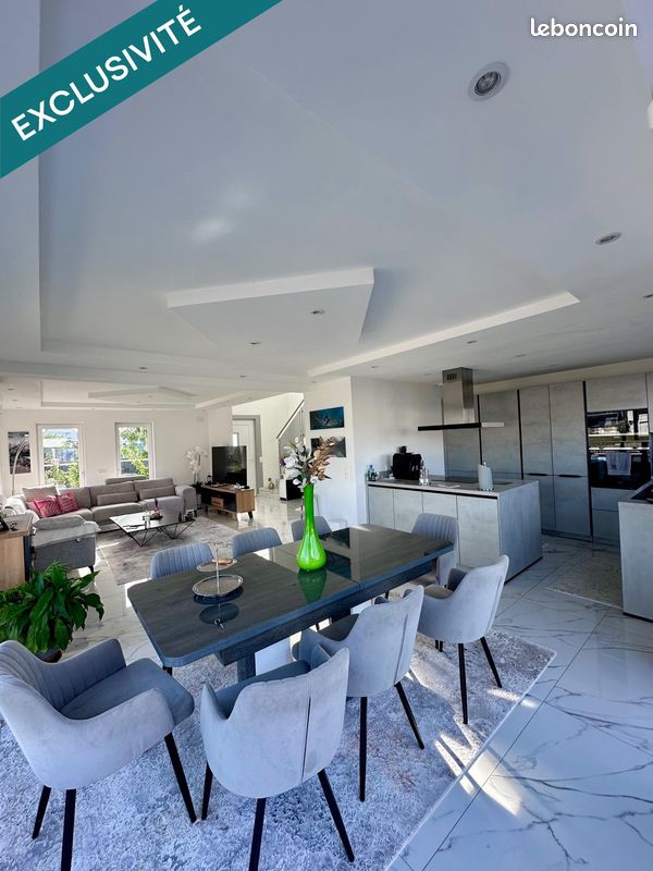 Maison 6 pièces 157 m² · à Sarralbe · 157 m² · 413 000 €