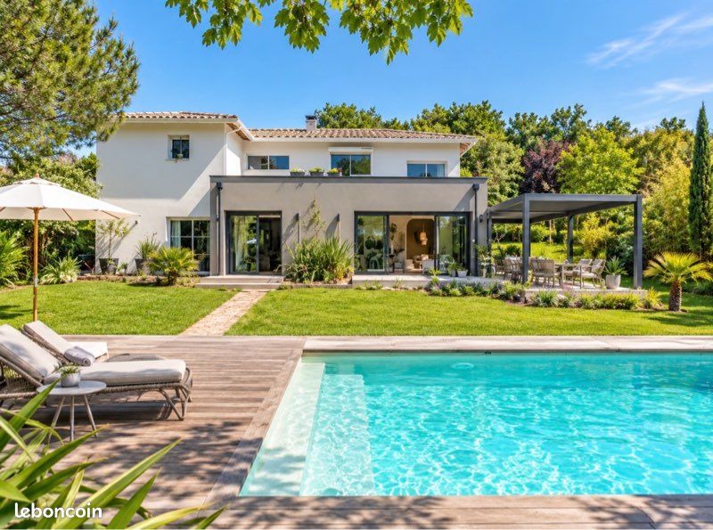 Maison 6 pièces 242 m² · à Bordeaux · 242 m² · 1 571 000 €