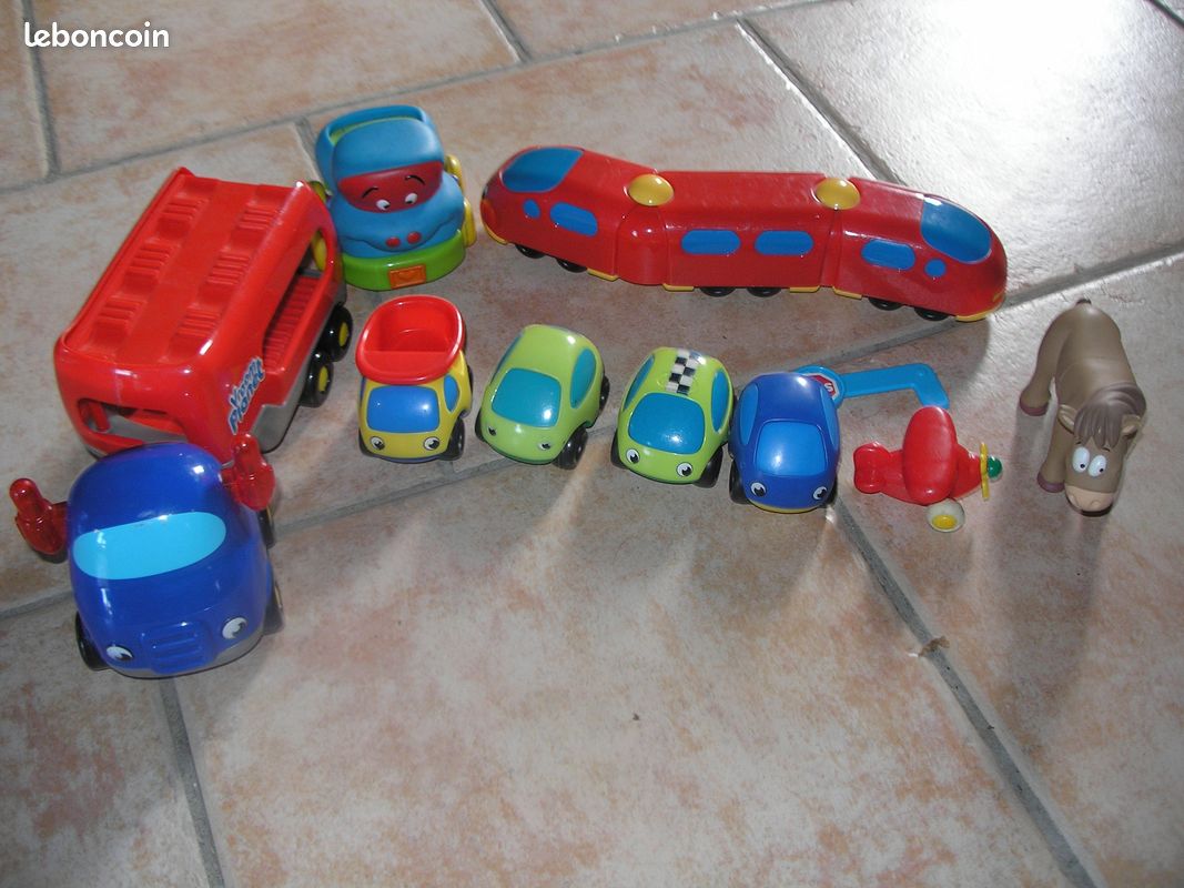 Lot camion + remorque + 4 voitures +train (image 1)