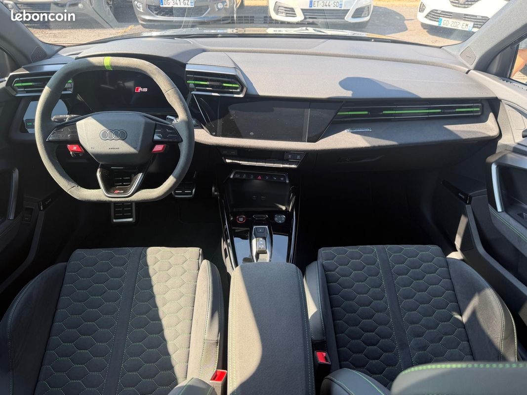 Audi RS3 SPORTBACK 2.5 TFSI 400CV quattro S-tronic 7 CARTE GRISE FRANCAISE (8900 KMS) (image 5)