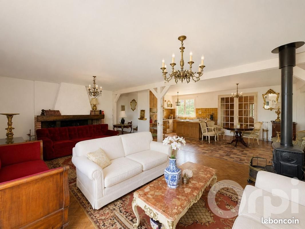 Maison 6 pièces 165 m² · à Bons-en-Chablais · 165 m² · 480 000 €