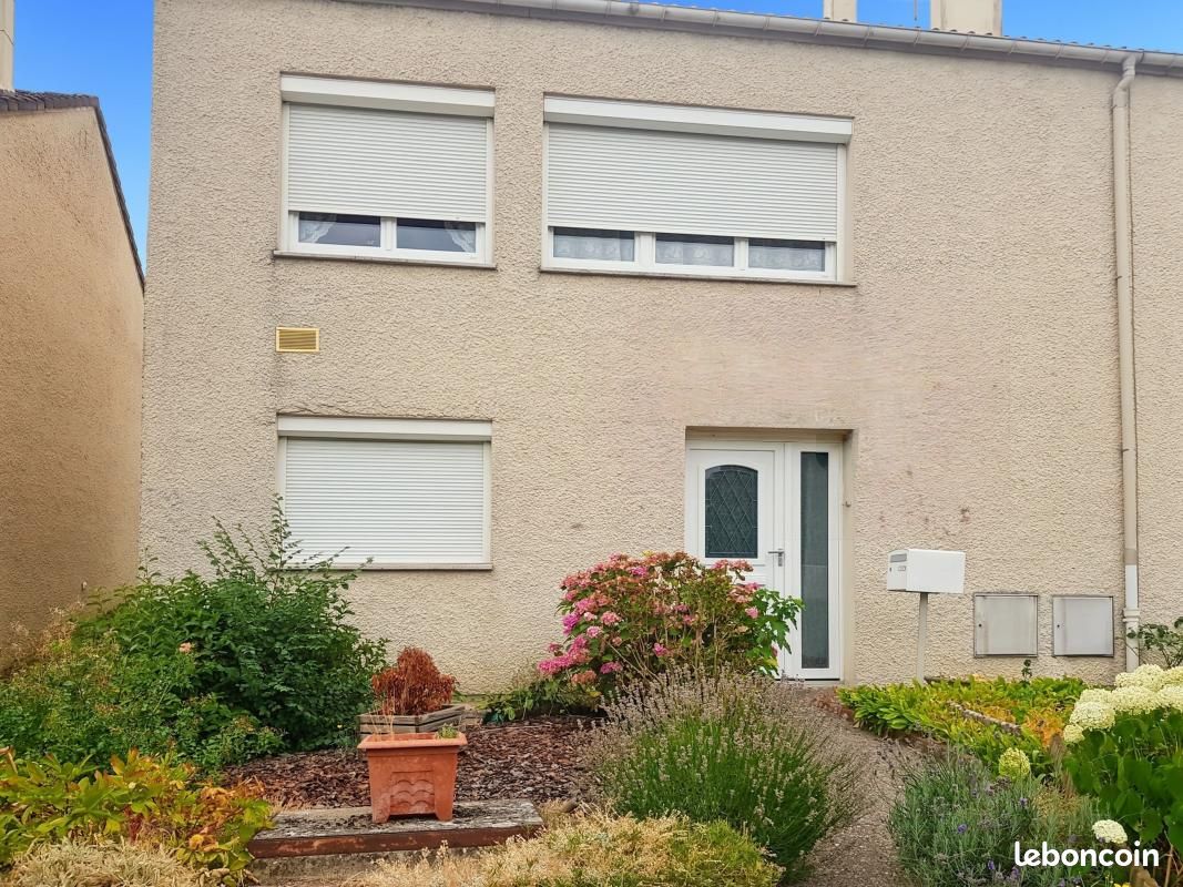 Maison 6 pièces 128 m² · à Magny-en-Vexin · 128 m² · 270 000 €