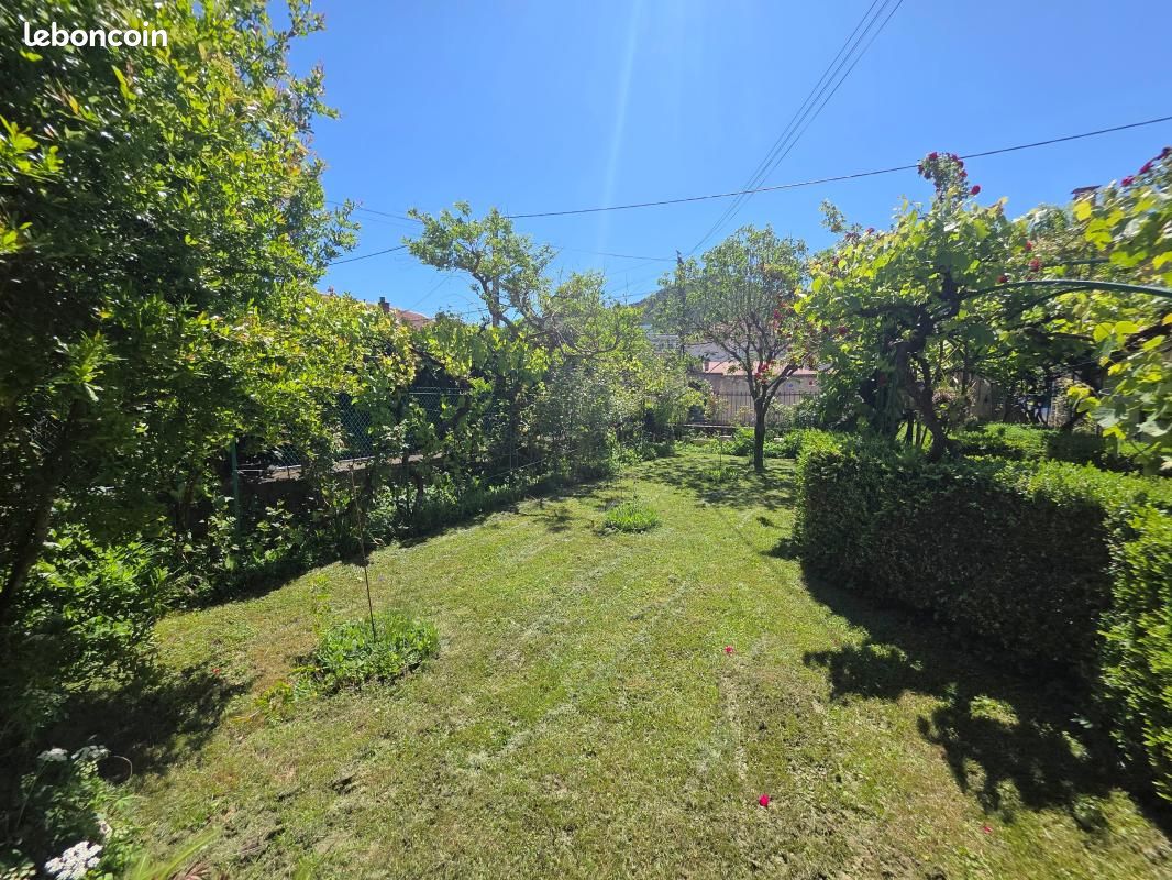 Appartement 3 pièces 65 m² · à Digne-les-Bains · 65 m² · 150 000 €