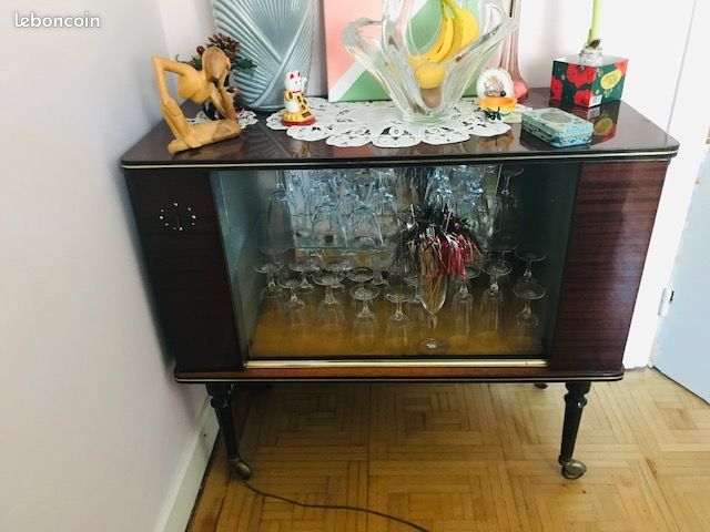 Meuble bar vitrine vintage laqué (image 1)