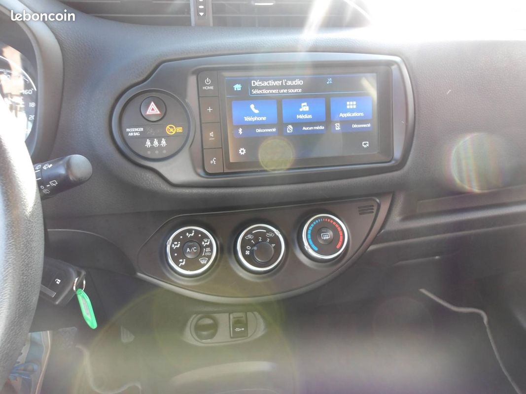Toyota Yaris 110 VVT-i Design Y20 CVT 5p RC19 (image 7)