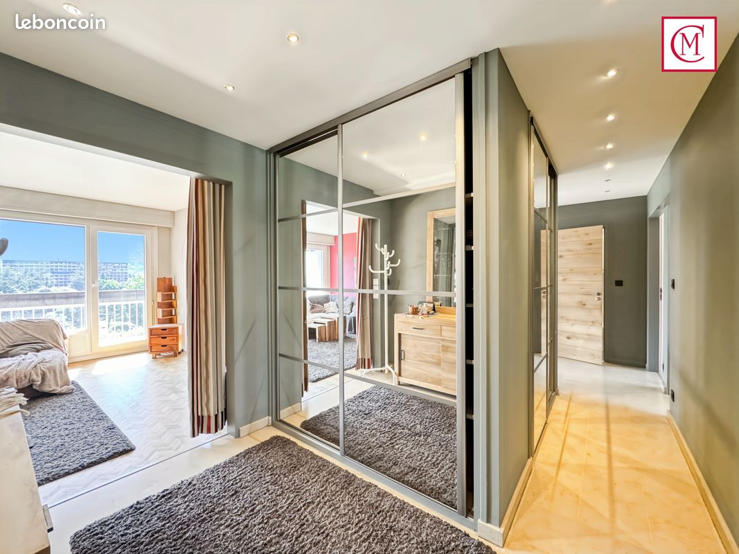 Appartement 4 pièces 98 m² · à Saint-Égrève · 98 m² · 290 000 €