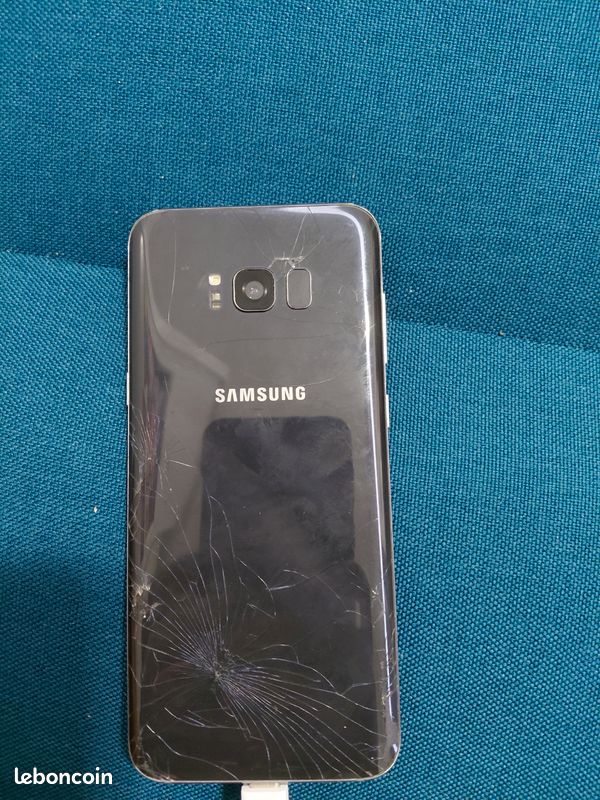 J'ai trouvé un téléphone (image 2)