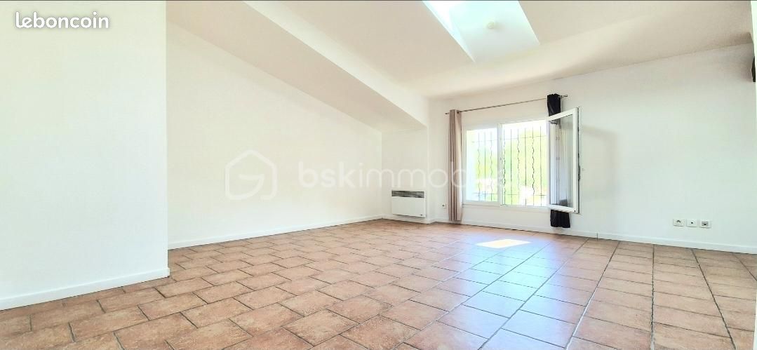 Appartement 2 pièces 57 m² · à Belgentier · 57 m² · 139 500 €