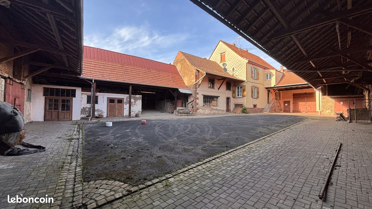 Maison 5 pièces 200 m² · à Dettwiller · 200 m² · 304 500 €