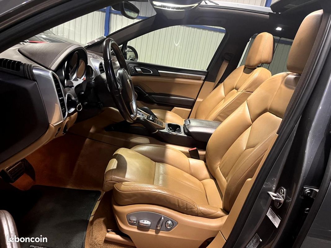 PORSCHE CAYENNE S 4.8i V8 400 (image 8)