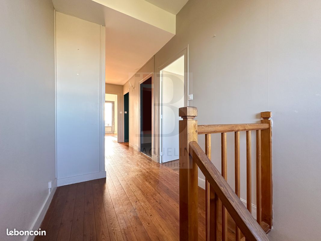 Maison 4 pièces 103 m² - Fouras 17450 (image principale 2)