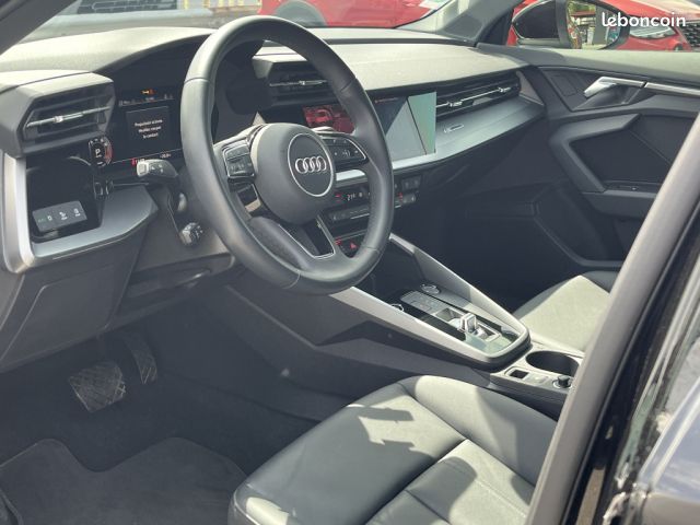 Audi A3 sportback 35 TFSI Mild Hybrid 150 S tronic 7 Design Luxe (image 6)