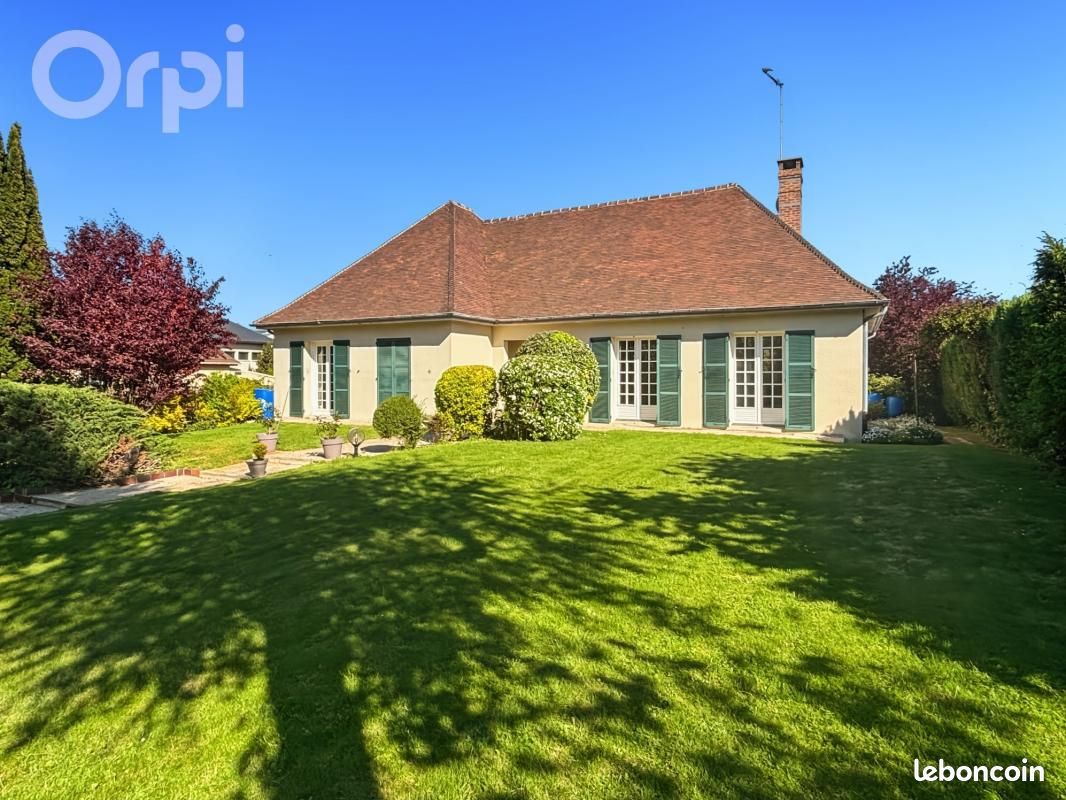Maison 6 pièces 185 m² · à Crépy-en-Valois · 185 m² · 450 000 €