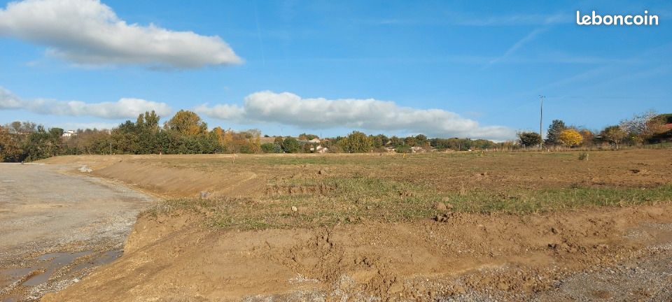 Terrain 600 m² · à Venerque · 135 000 €