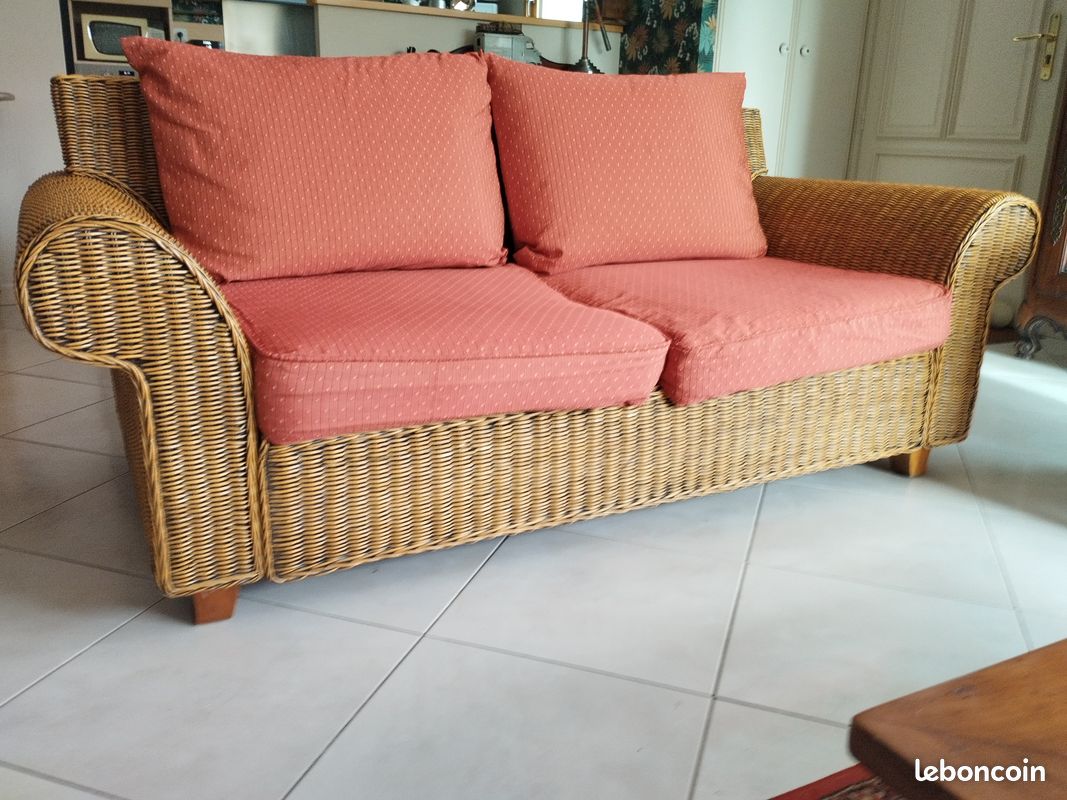 Vend salon rotin (image 2)