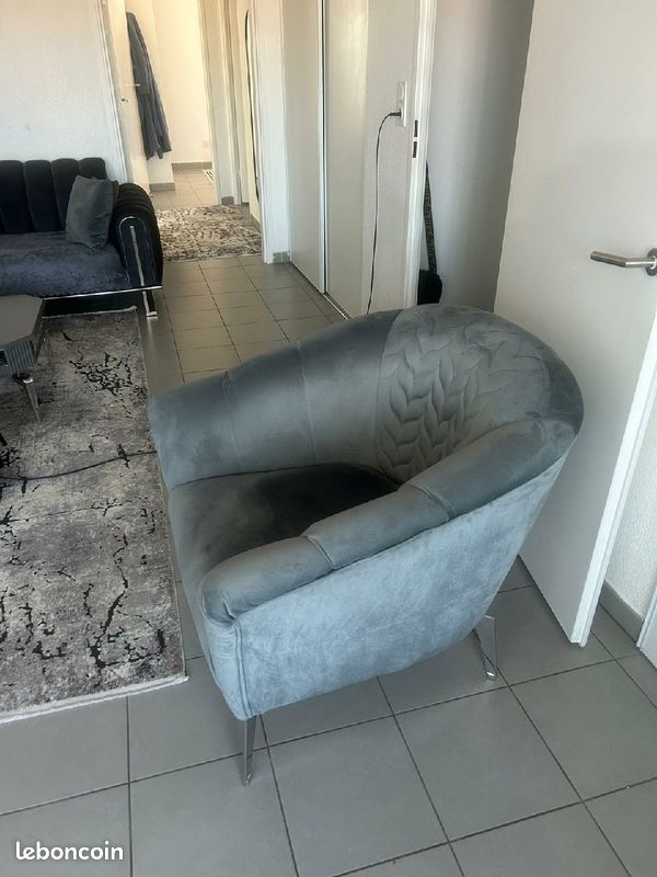 Fauteuil pour salon (image 1)