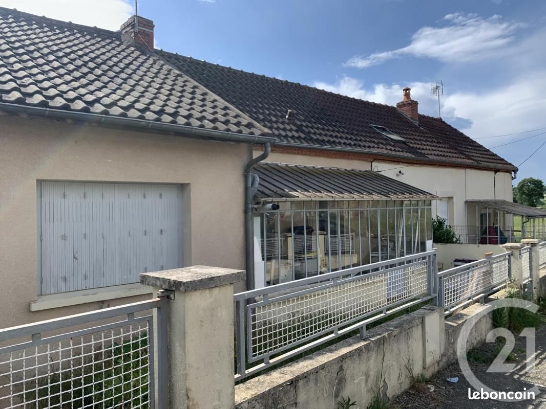 Maison 2 pièces 46 m² · à Villebret · 46 m² · 540 €/mois