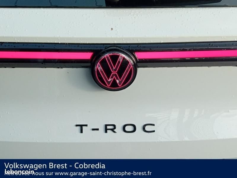 Volkswagen T-Roc 1.5 eTSI 150ch R-Line DSG7 (image 23)