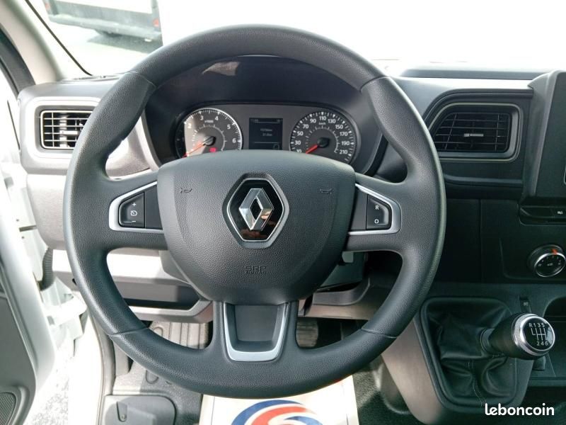 Renault Master Fg 18 325 HT L1H2 2.3 Blue dCi 135ch Confort (image 10)