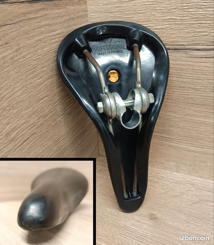 Selle Italia Superleggera en daim des années 70 - Équipements vélos