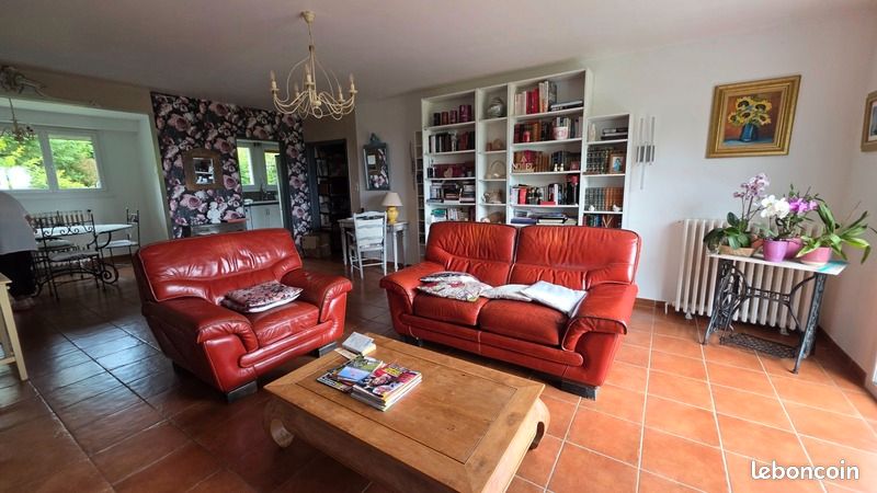 Maison 6 pièces 185 m² · à Saint-Illide · 185 m² · 181 000 €