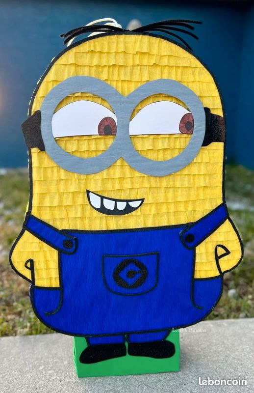 Pinata les minions (image 1)