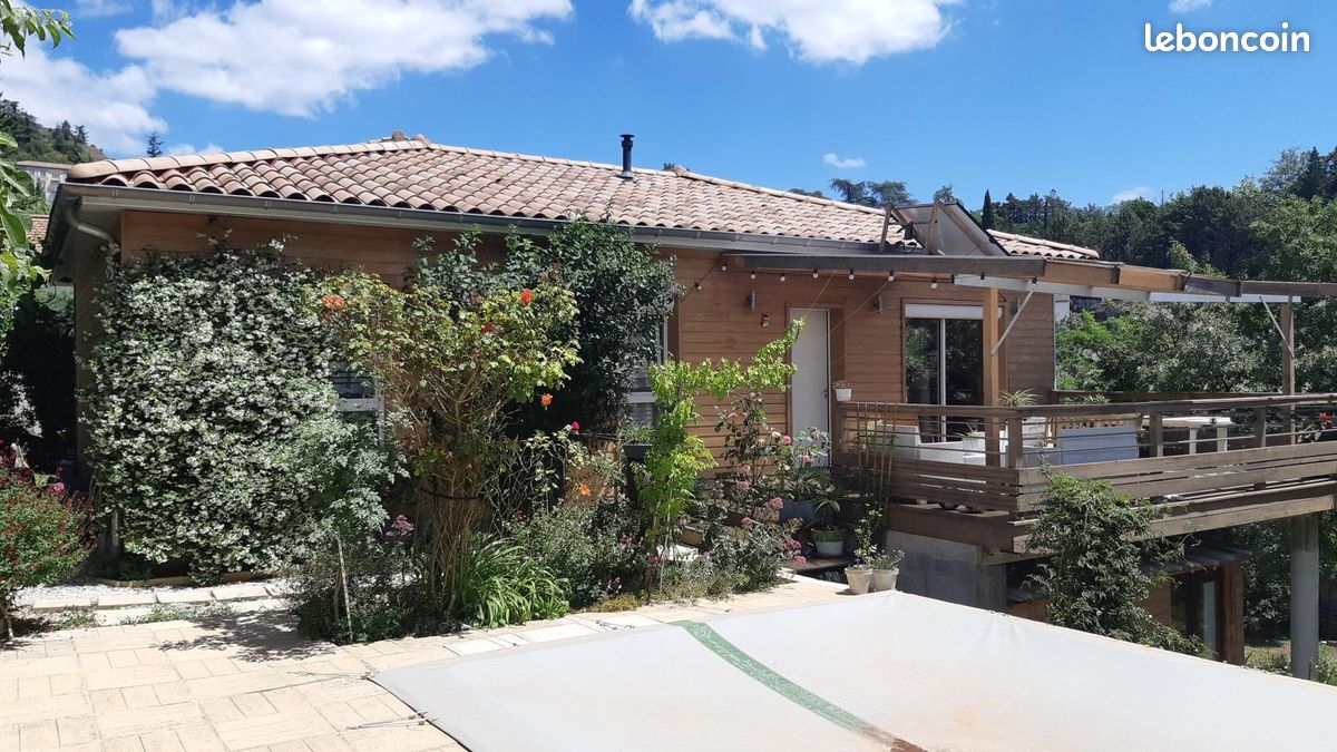 Maison 6 pièces 128 m² · à Privas · 128 m² · 1 550 €