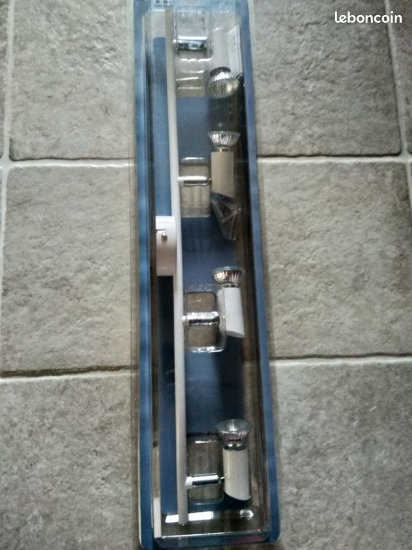 Plafonnier 4 têtes, Led, neuf (image 3)