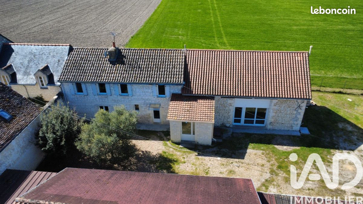Maison 6 pièces 162 m² · à Lémeré · 162 m² · 228 000 €