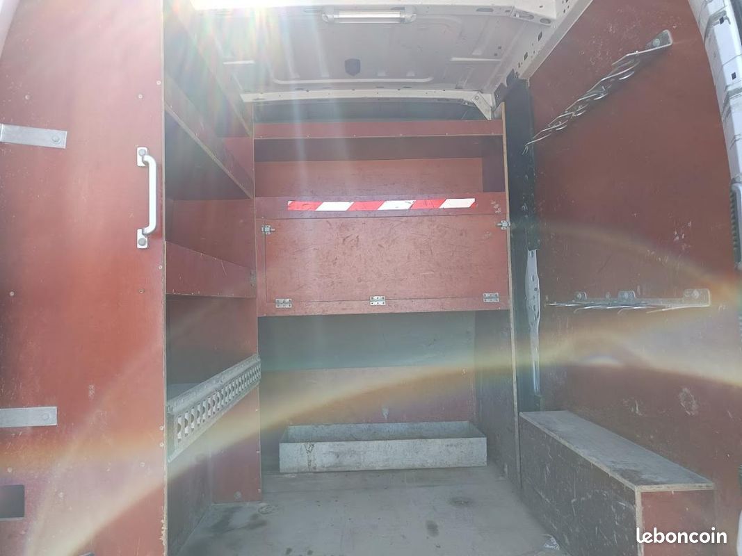 Renault master f3500 l2h2 dci 130 grand confort (image 5)
