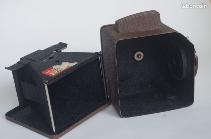 Ancien appareil photo LUMIÈRE LUXBOX LUX-BOX Année 1950