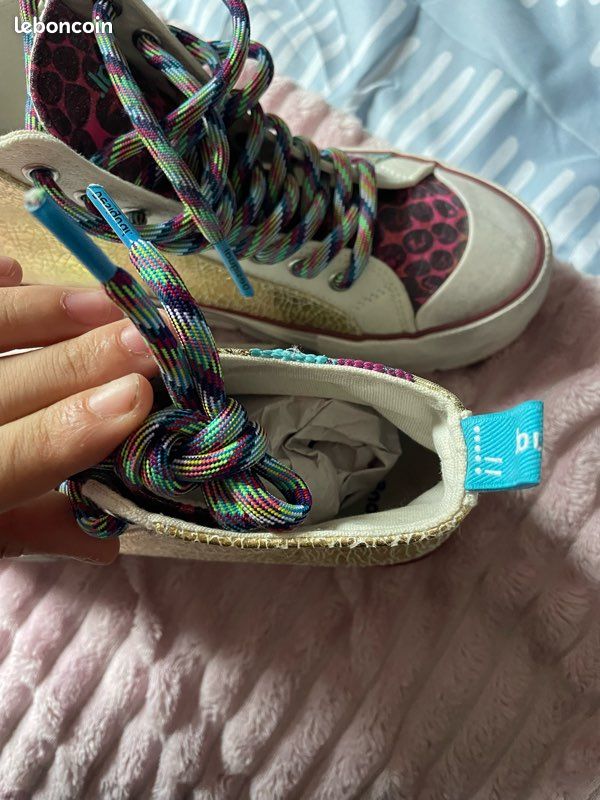 Chaussure montante desigual Chaussures