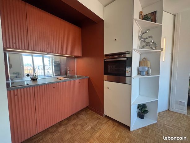 Appt de 37 m² — dernier étage lumineux, rénové — Quai du Wault — 6