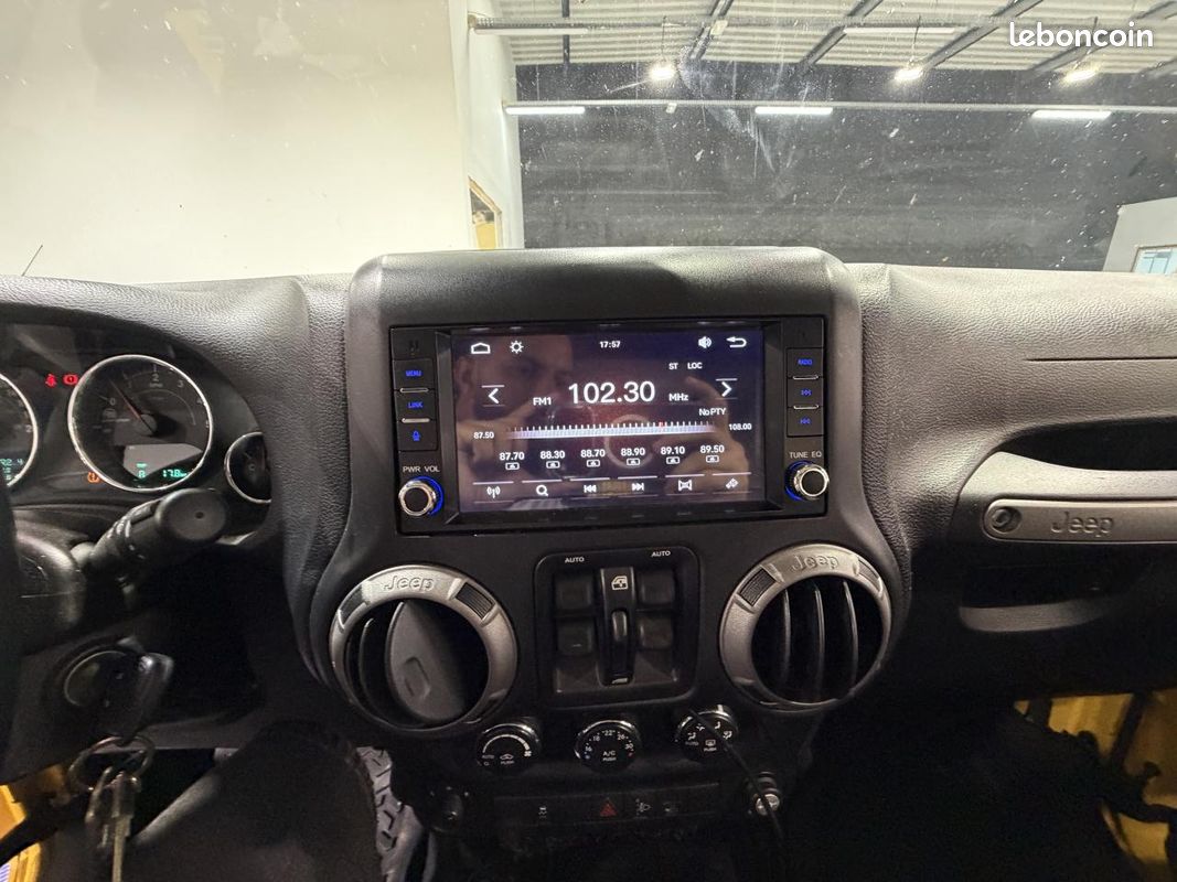 JEEP WRANGLER 2.8 CRD 200Cv 2015 Unlimited Sport PHASE 2 (image 23)