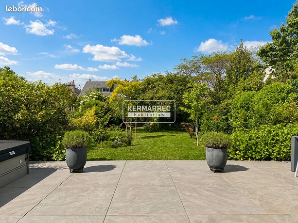 Propriété 7 pièces 181 m² — 2