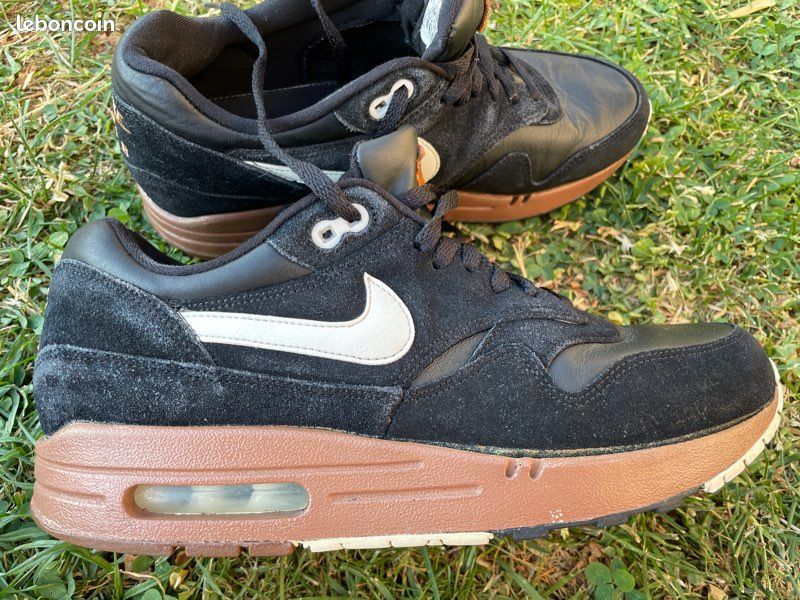 Chaussures NIKE basket sneakers Air Max Hazelnut Chaussures