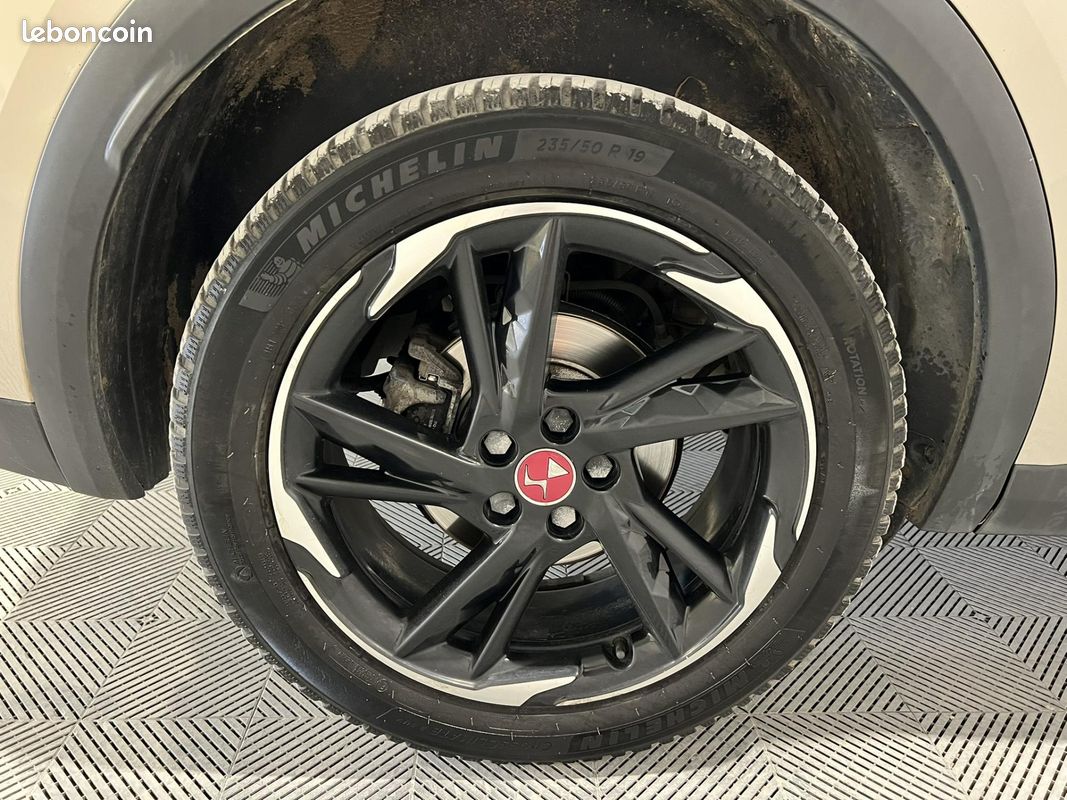 DS DS 7 CROSSBACK BlueHDi 180 EAT8 Performance Line (image 16)