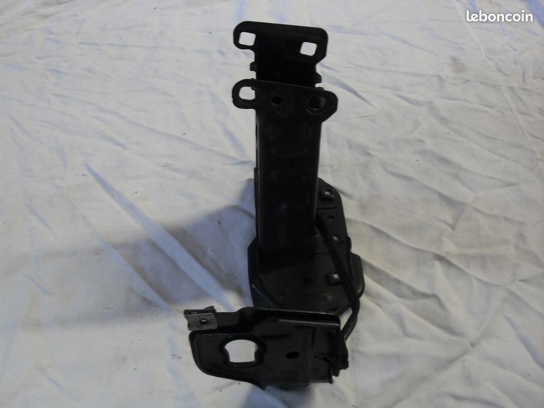 Longeron renfort pare choc avant gauche mercedes c200 coupé W203 (image 3)