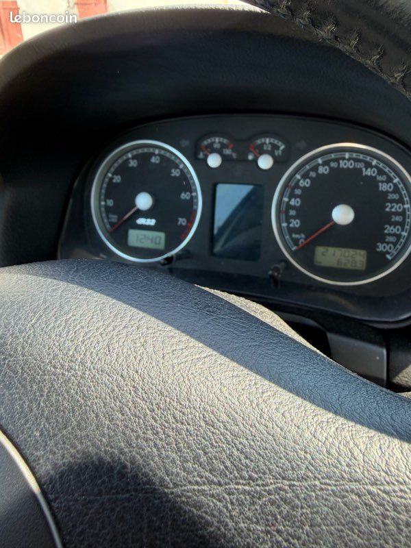 Golf 4 look R32 (image 6)