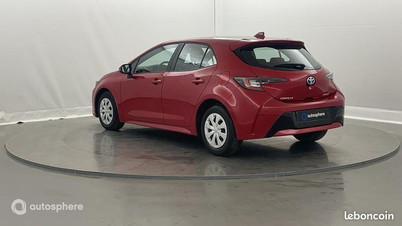 Toyota Corolla 1.8 140ch Active MY23 (image 8)