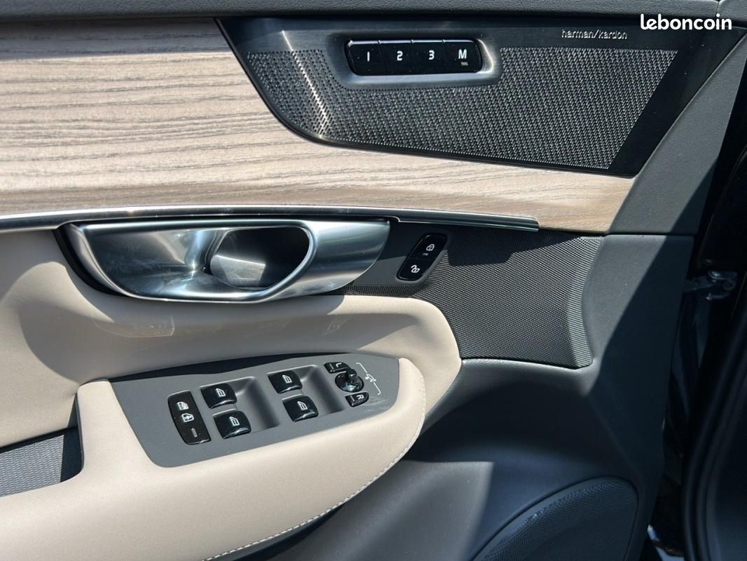 Volvo XC90 T8 AWD Hybride Rechargeable 455 ch Geartronic 8 7pl Ultra Style Dark (image 23)