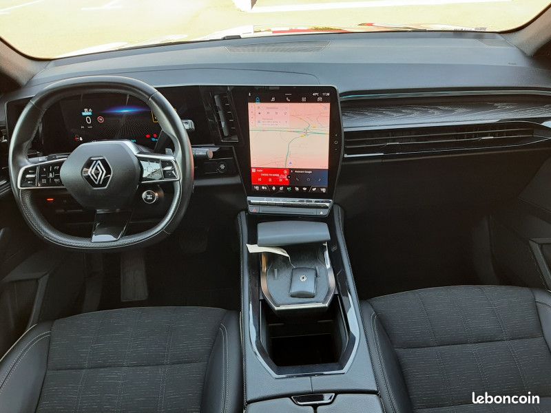 Renault AUSTRAL 1.2 E-TECH FULL HYBRID 200CH ICONIC (image 14)