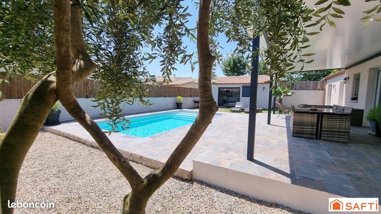 Villa 6 pièces 170 m²