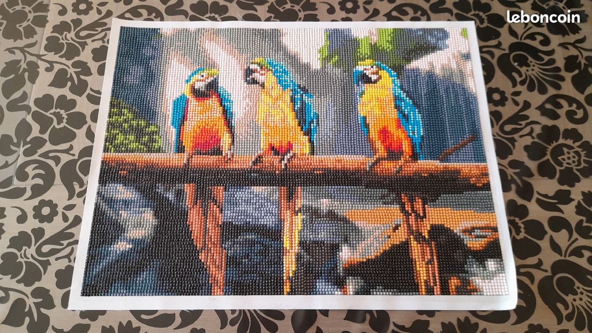 Diamond painting (image 1)