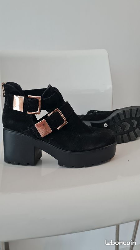 Bottines noires plateforme (image 1)