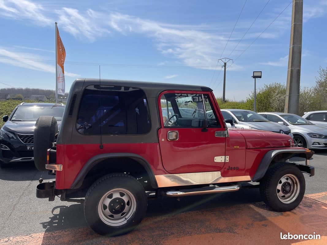 Jeep WRANGLER 2.5 SE HARD TOP (image 16)
