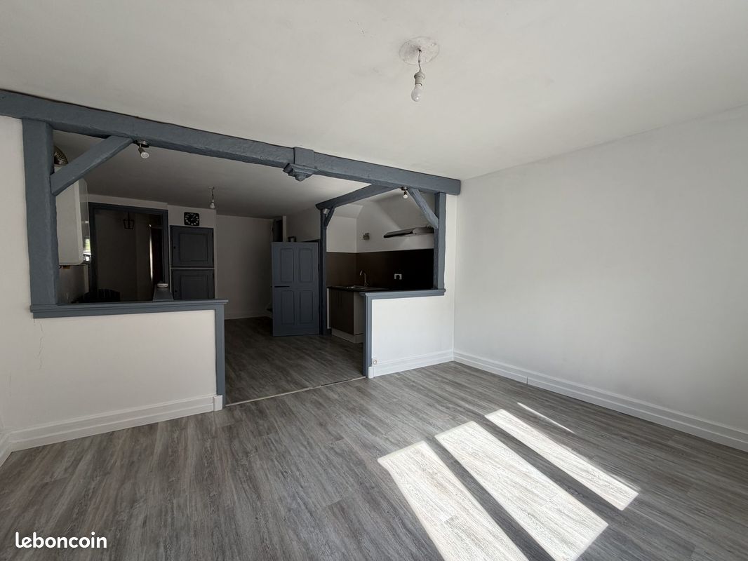 Maison 4 pièces 93 m² · à Beaujeu · 93 m² · 544 €/mois