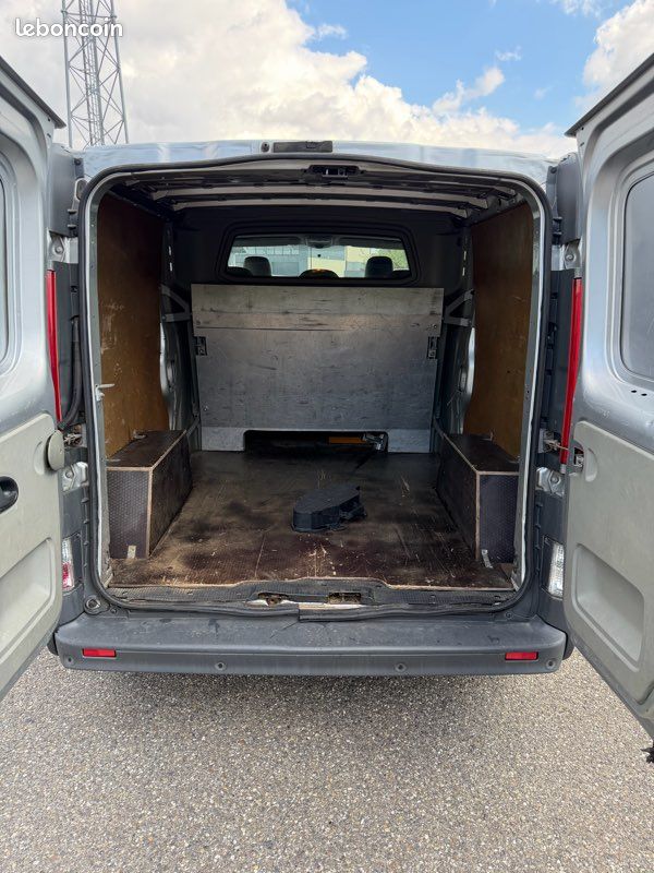 Renault trafic (image 5)