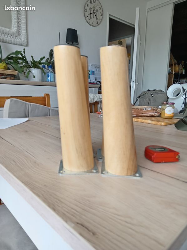 Pied meuble style scandinave (image 1)