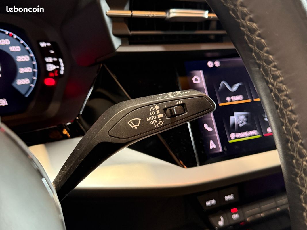 AUDI A3 SPORTBACK 35 TFSI 150ch / VIRTUAL COCKPIT / FACELIFT (image 12)